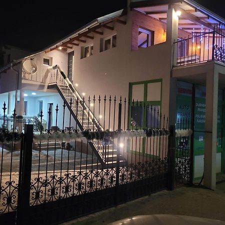 Ni Apartments Pkt Delux מראה חיצוני תמונה