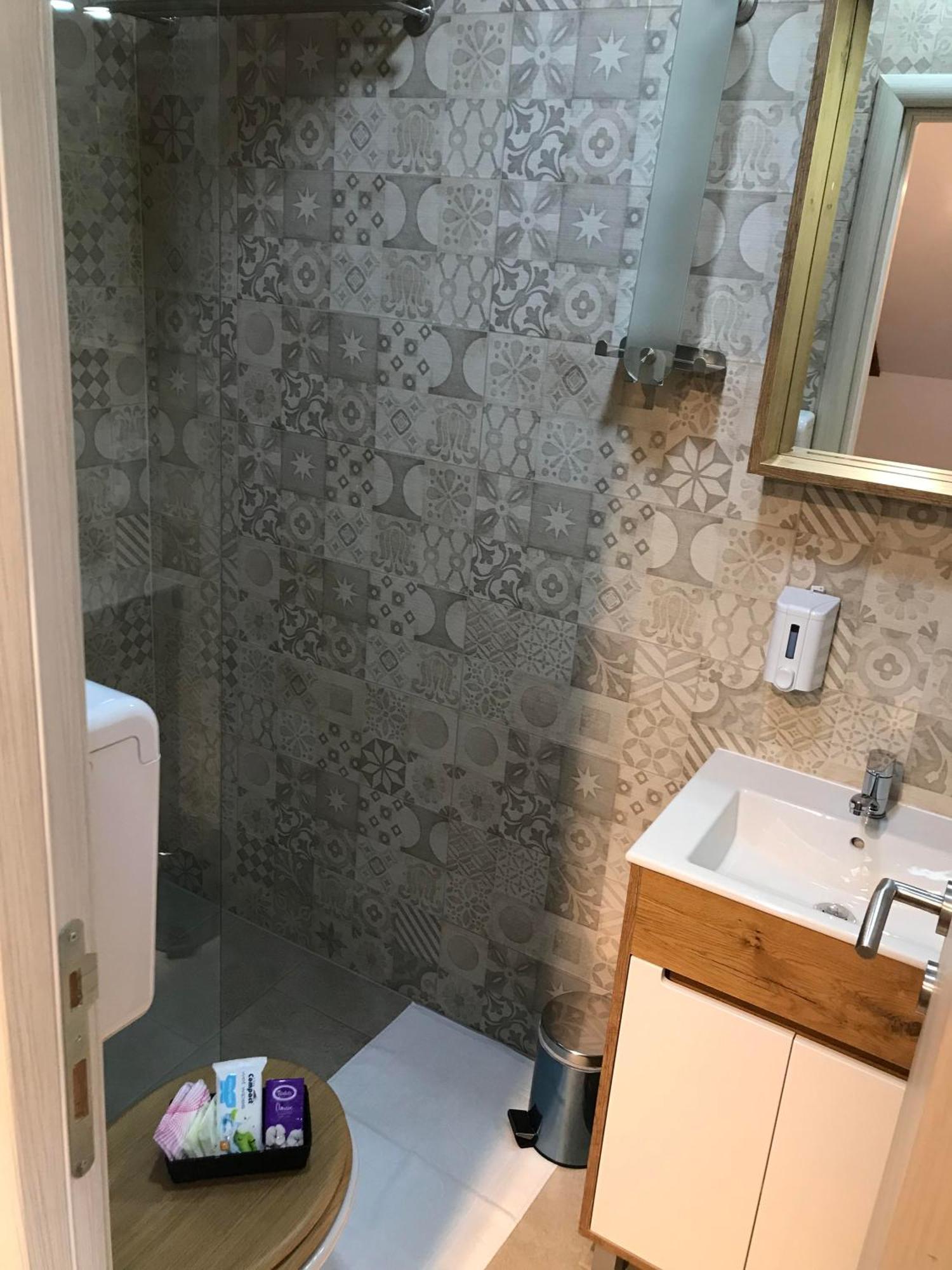 Ni Apartments Pkt Delux מראה חיצוני תמונה