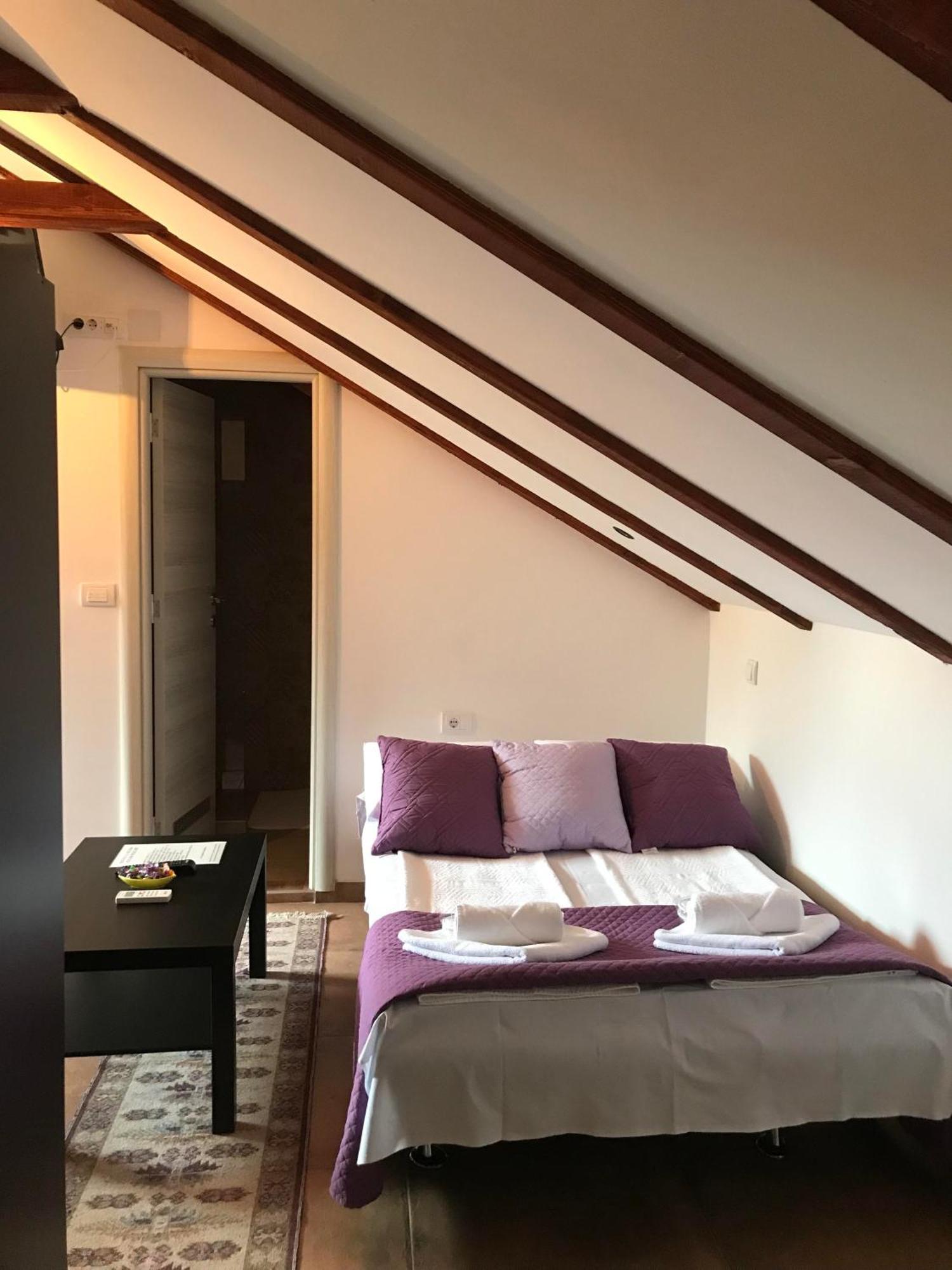 Ni Apartments Pkt Delux מראה חיצוני תמונה